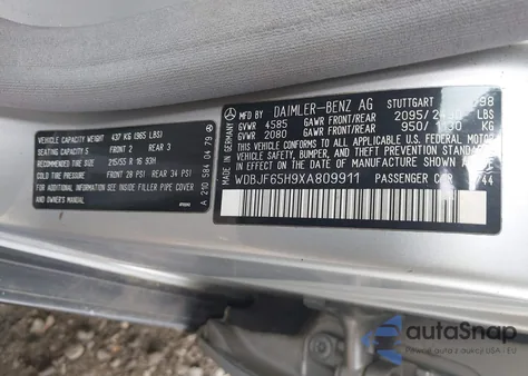 1999 Mercedes-Benz E 320 из США, поврежденный, VIN WDBJF65H9XA809911